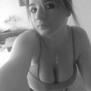 Lonely_lana