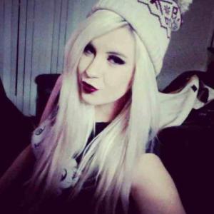 Gullible_elle