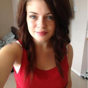Ellie_is_2_shy