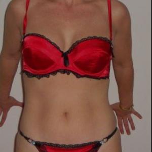 LadyInRed70