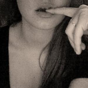 like-velvet-kisses